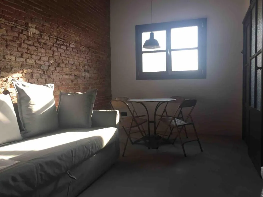 Cosy & Bright Apartment Near Ramblas Barselona